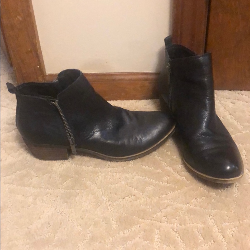 Lucky brand black boots